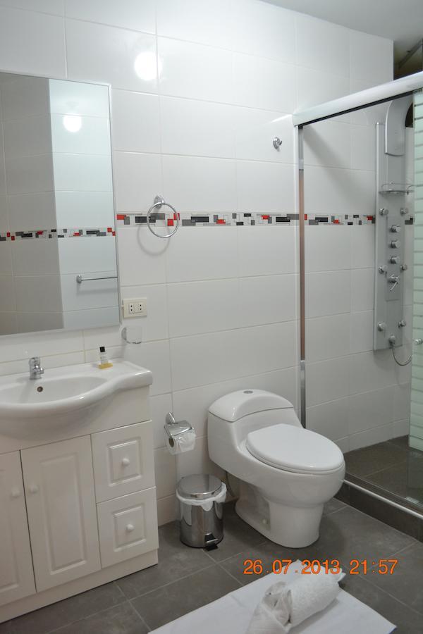 Hotel Brilia Чімботе Номер фото